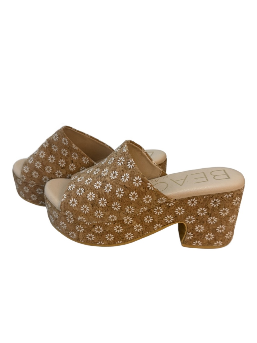 Beach by Matisse platform sandals in Tan floral. Size 7M